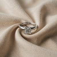 Square crystal ring with white gold