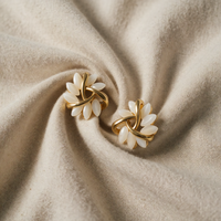 Emilia Flowers Gold