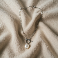 Elegant Pearl Necklace for Women