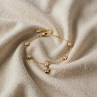 Vera – Refined Essence