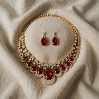 Gold and Ruby Drop Jewelry Set