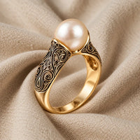 Vintage Gold Pearl Ring